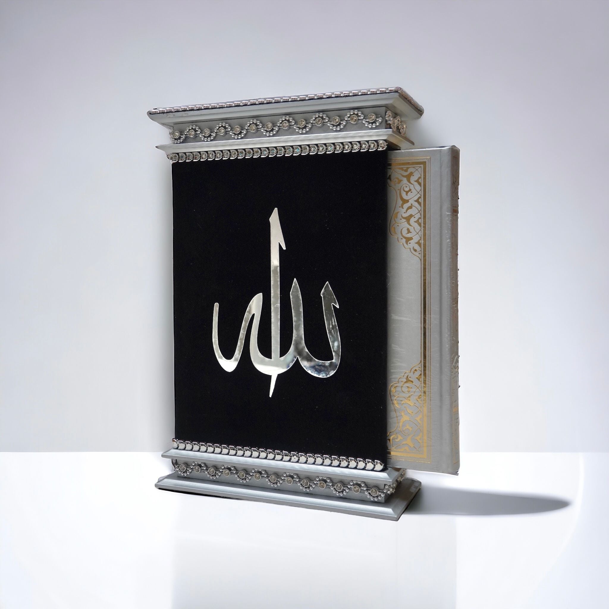 Velvet Quran Box Set 21 x 32cm