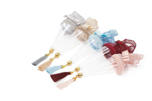 Clear Party Cone With Lace Seal - Armani Gallery