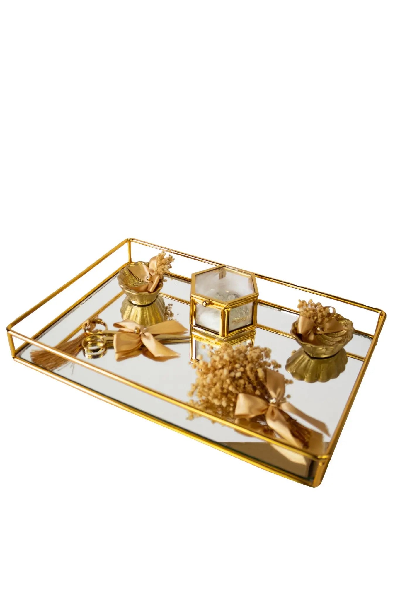 Engagement Tray - Armani Gallery