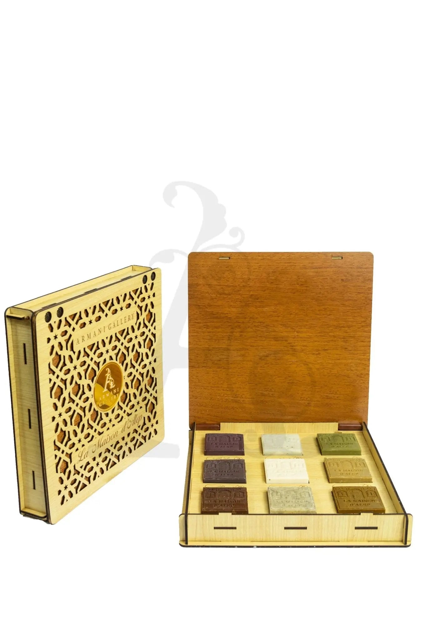 La Maison Natural Soap Set in Wooden Engraved Box - 9 Pieces (710gm) - La Maison d'Alep