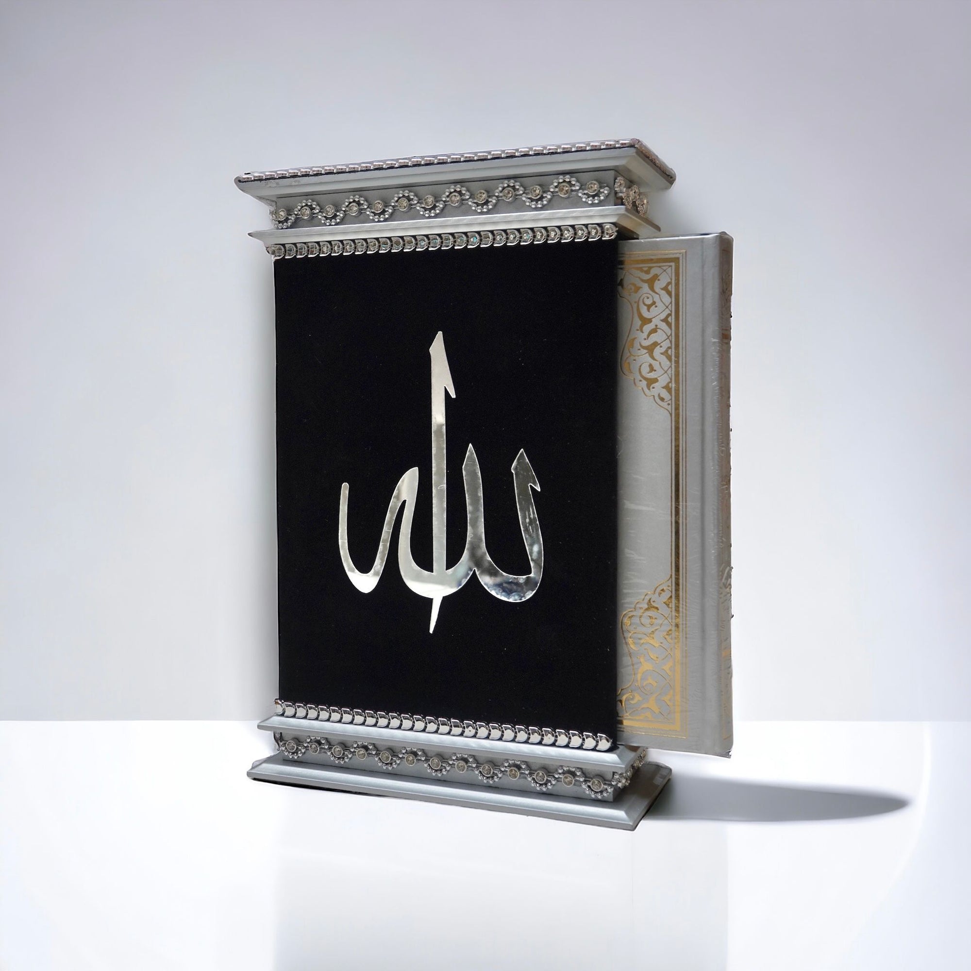 Velvet Quran Box Set 21 x 32cm